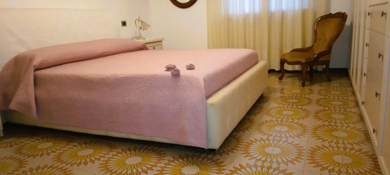 דירות לבנטו Casa Giulia 0*,